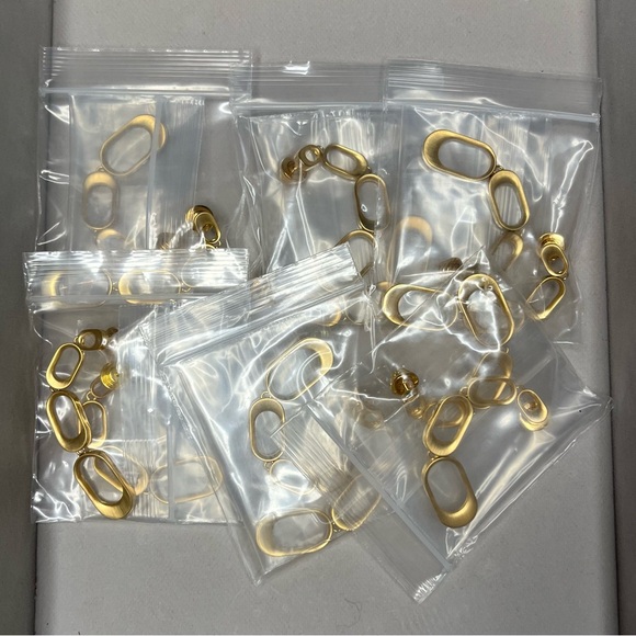 New! Dean Davidson Brushed Gold Bleecker Statement Drop Earrings - Picture 5 of 5